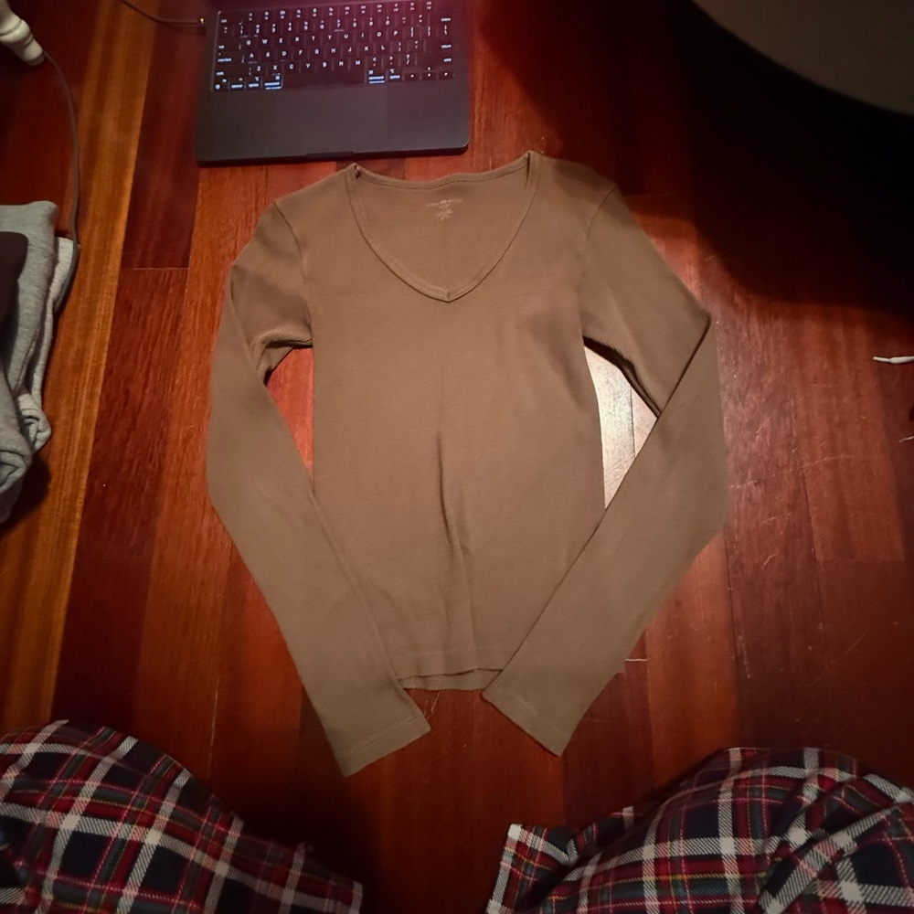 Brandy Melville Brown V-Neck Top